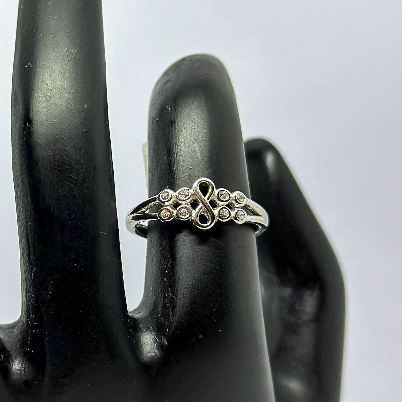 White Stoned Ring(Size:12) (CODE: VSNCGR070), Girls Ring, 925 Sterling silver.