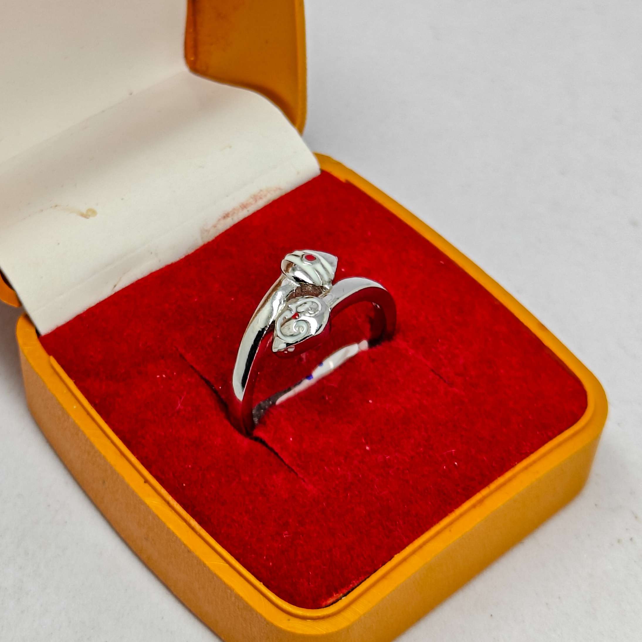 Vel Ring ,(CODE: VSNCMR063),{Size: 9} S925 Sterling Silver
