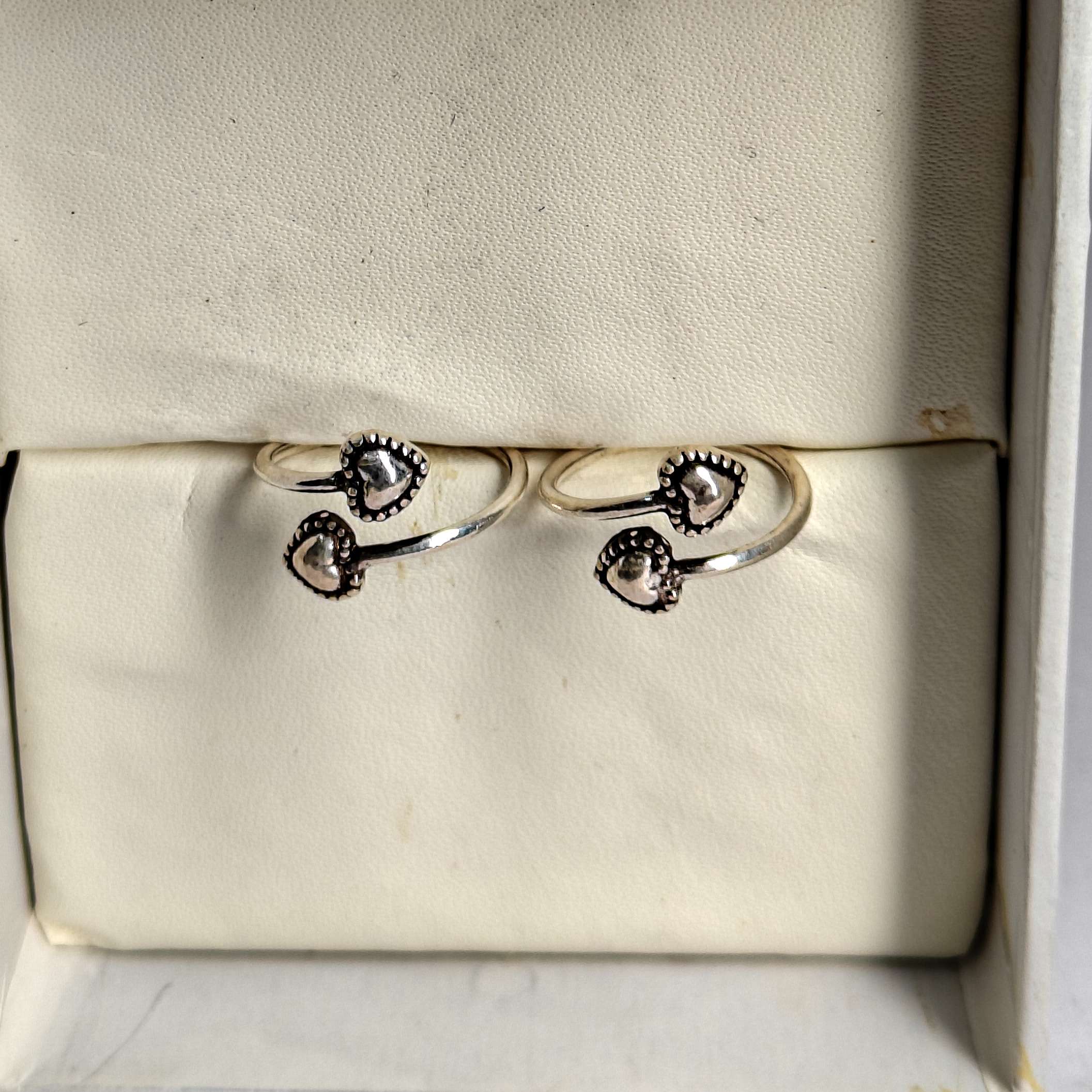 Ox Toe Ring For girls(CODE: VSNCTR003) S925 Sterling Silver - Image 4