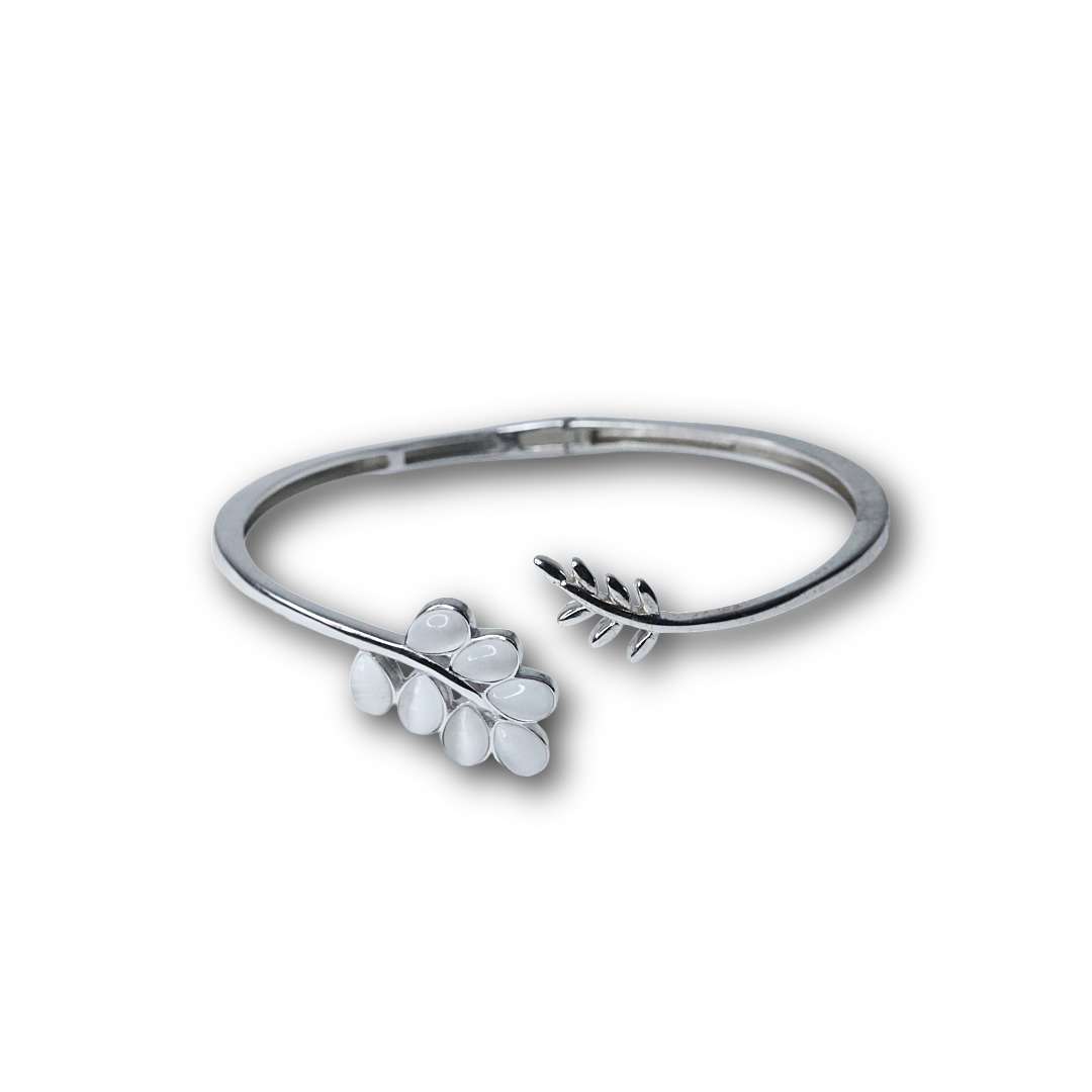 Silver Kada for girls (CODE: VSNCGSK011), 925 Sterling silver.