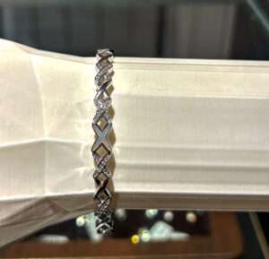 Silver Kada for girls (CODE: VSNCGSK012), 925 Sterling silver.