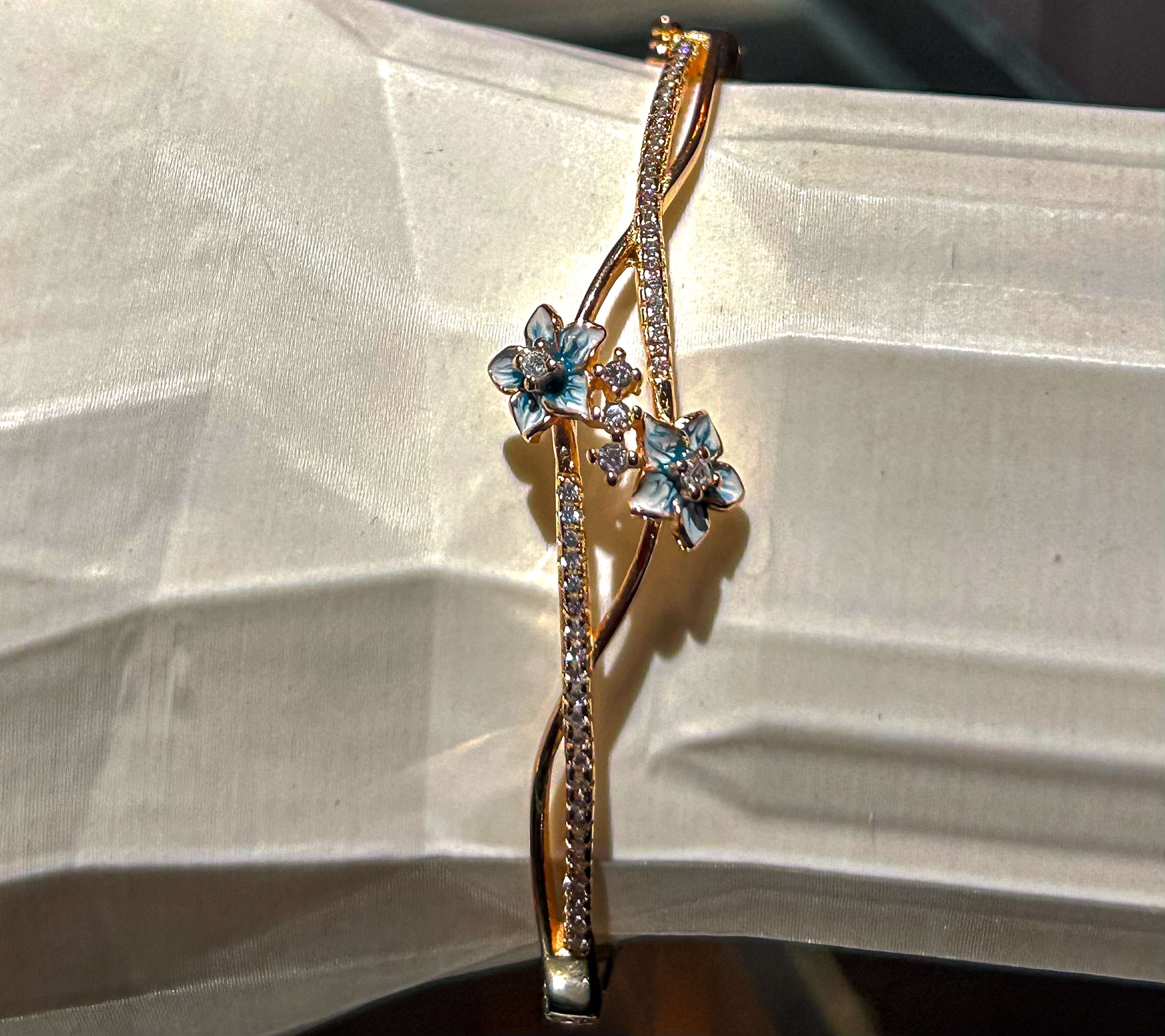 Rose Gold Plated Kada for girls (CODE: VSNCRGK002), 925 Sterling silver.