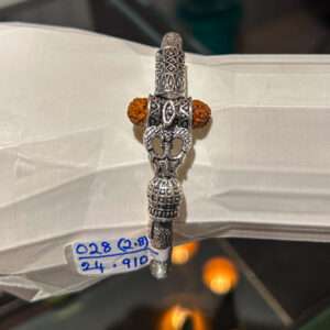 Rudraksham Men's Silver Kada, Size:{2.8} (VSNCMK028), S800 Silver.