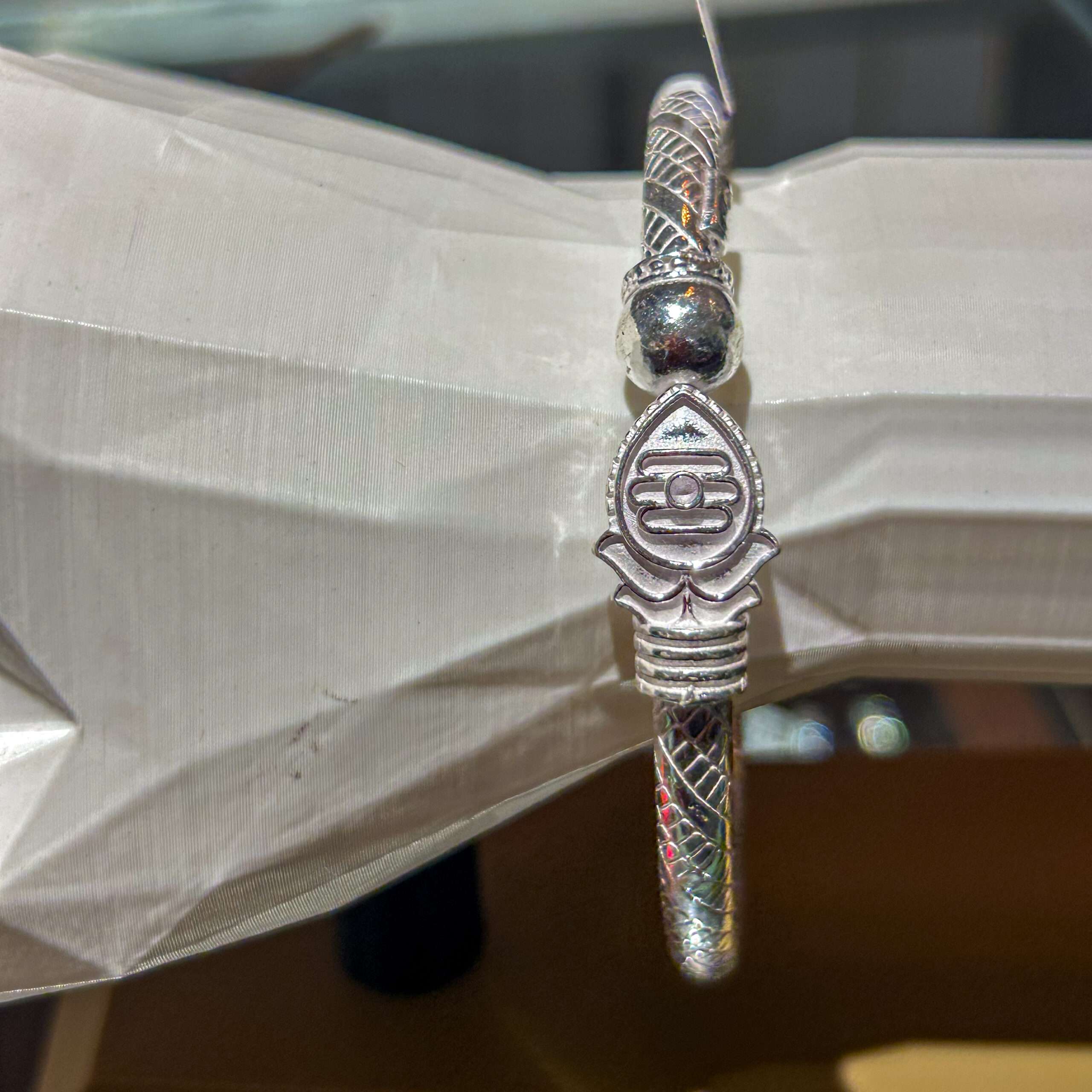 Murugar Men’s Silver Kada, Size:{2.8} (VSNCMK026), S800 Silver.