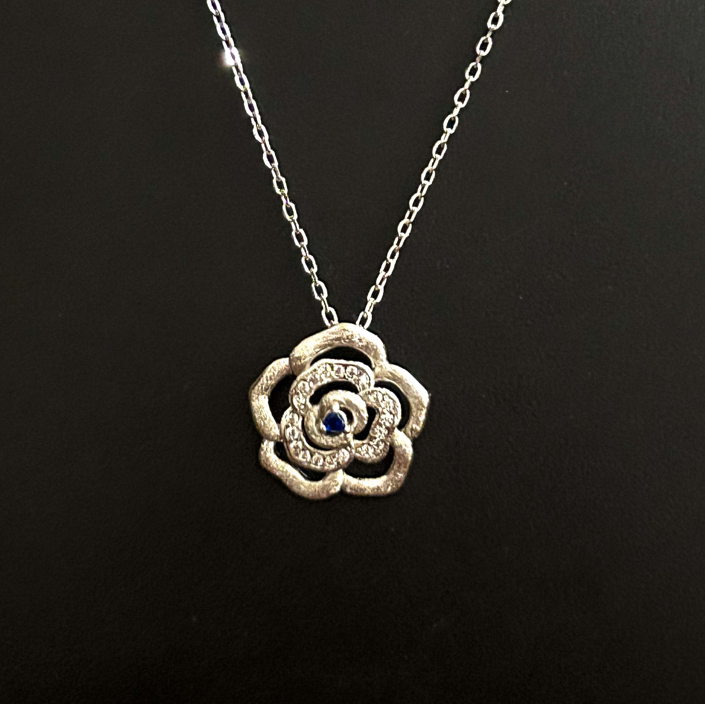 Womens Silver Chain Set with Earring, CODE (VSNCSCSE018), 925 Sterling silver.