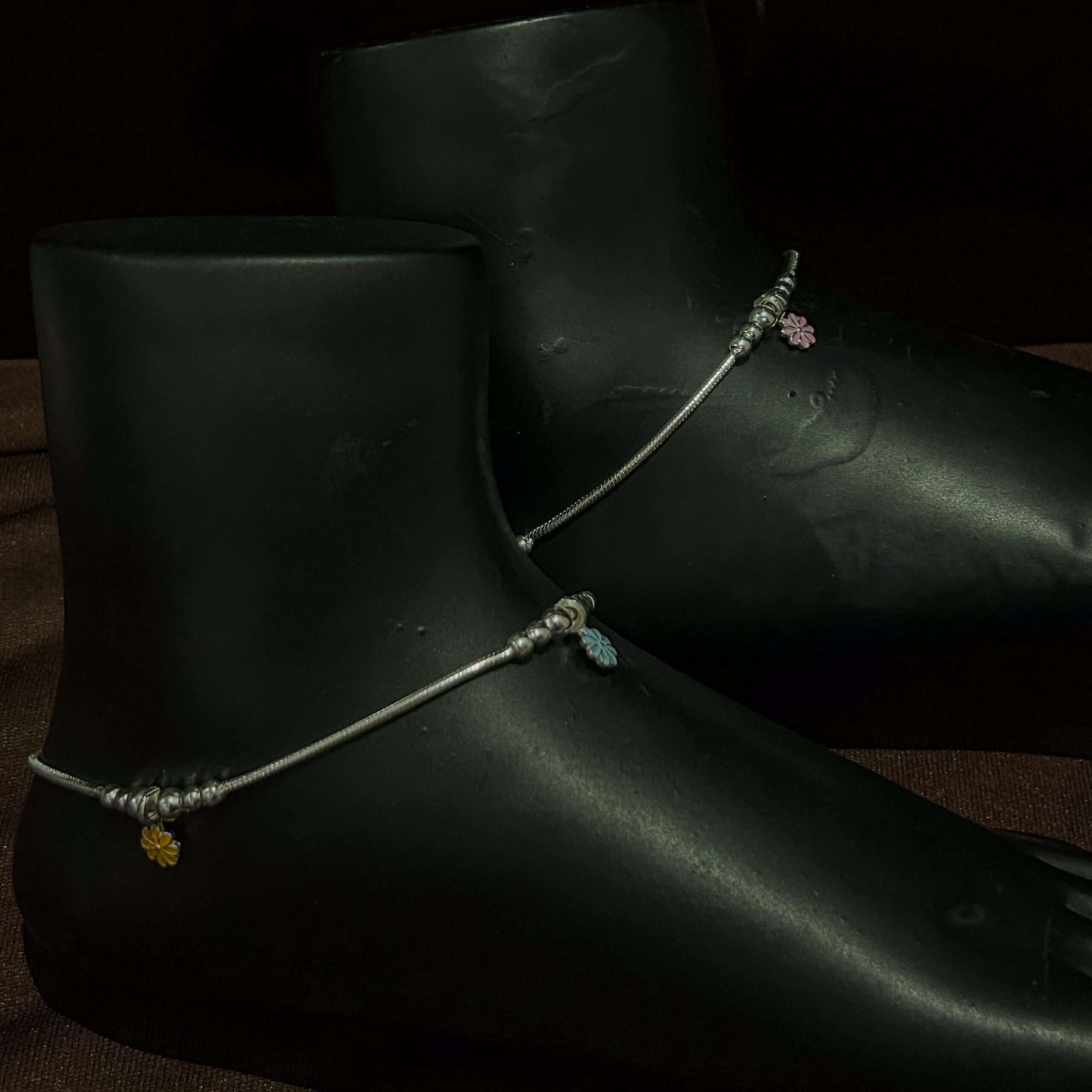 Womens Hanging Leg Chain, CODE (VSNCLC012), 925 Sterling silver. - Image 2