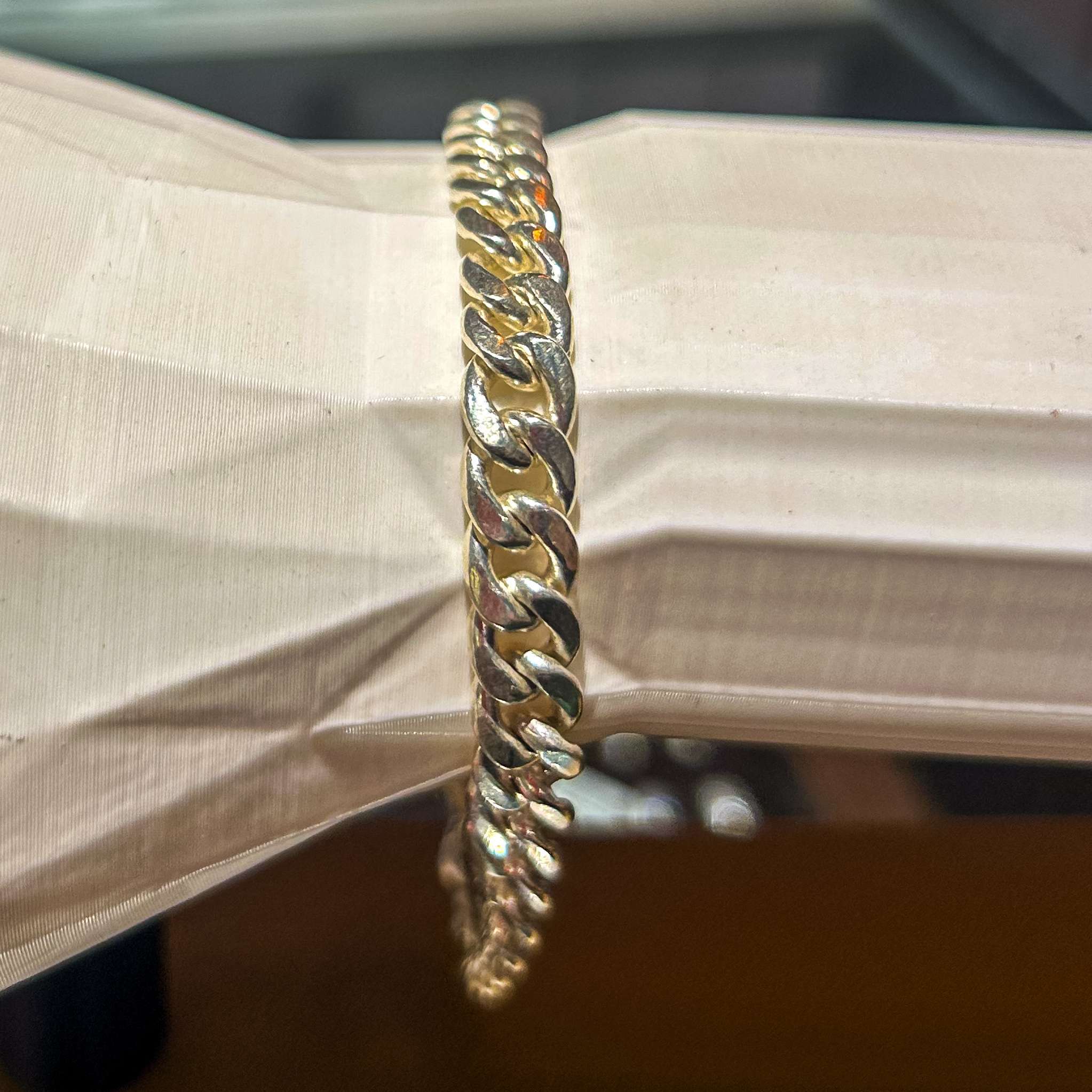 Regular Bracelet (CODE: VSNCMB005), Men’s Bracelet.