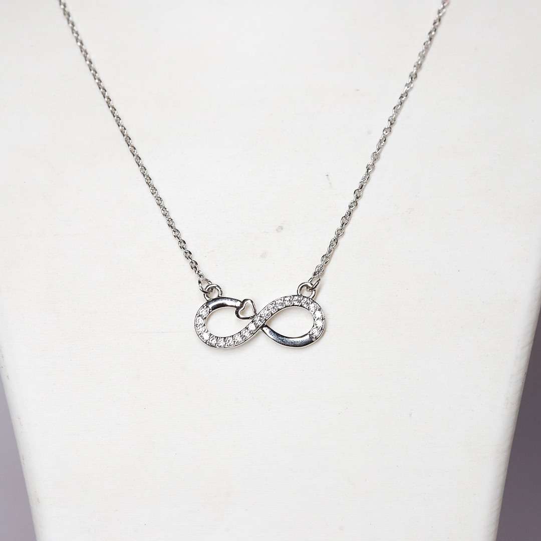 Silver Chain And Locket Set for girls (CODE: VSNCSCS035), 925 Sterling silver.